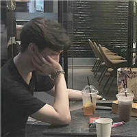 灰色头像简朴6