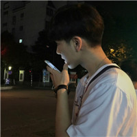 动漫飘逸潇洒男生头像10