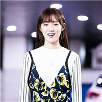 美丽女生的头像图片3