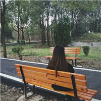 眼镜店QQ用什么头像4