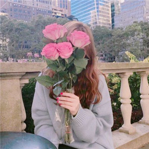 霸气十足的女生头像黑色系12