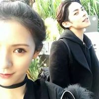 学生画黑白头像7