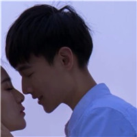 关于灯光的伤感句子11