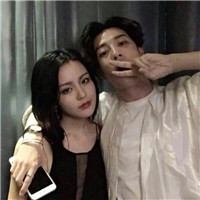短发漫画高冷头像女黑白4