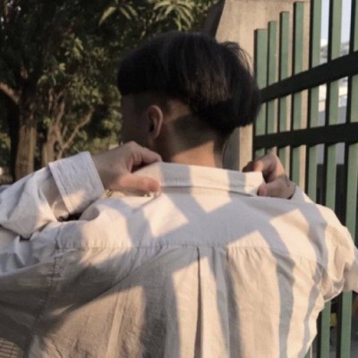 快乐的头像女4