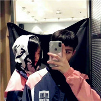 刷抖音时右下角有好友头像是什么12