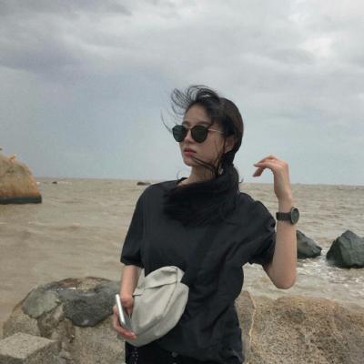 可爱粉色二次元动漫女生汉服头像2