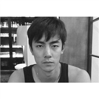 帅哥圆脸头像真实生活照12