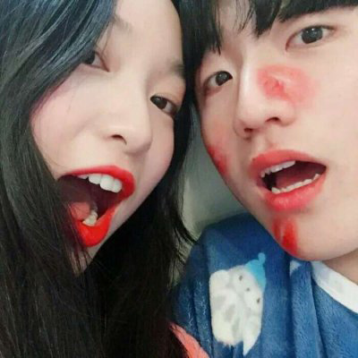 欧美风黑白背影图片女生头像3