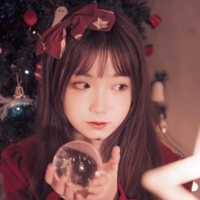 动漫黑白头像露长腿6