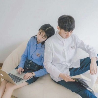 情侣接吻头像女搞怪可爱2