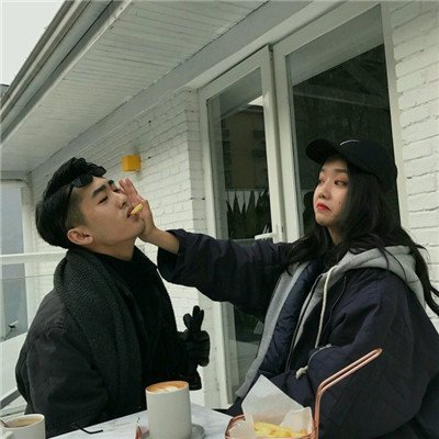 紫红色头像女3