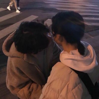 三兄弟头像沙雕二哈9