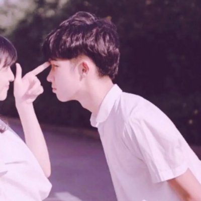 好看的女生漫画头像全身6