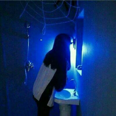 qq个性女生头像伤感头像4
