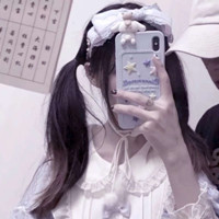 长发正脸女生头像10