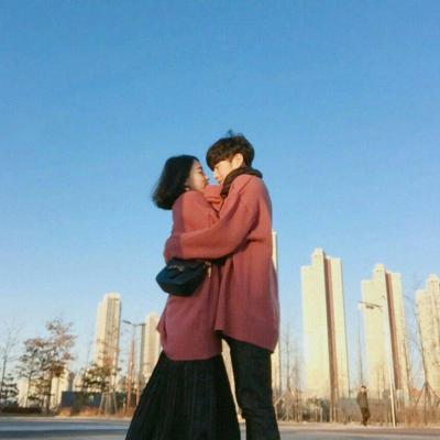 戴鹿角的女生头像7