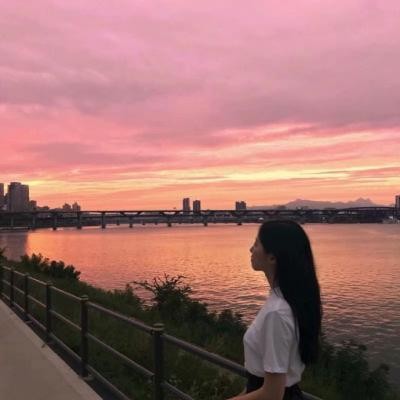 欧美小众搞怪头像12