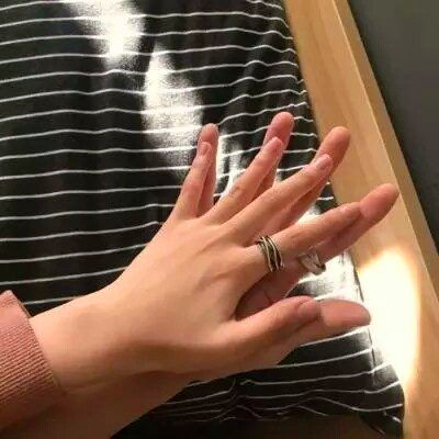 非主流黑白头像动漫女御姐6