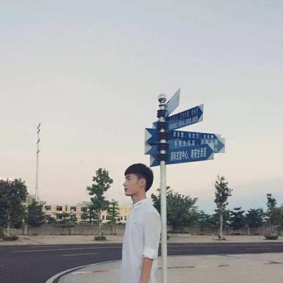 唱歌的扣扣头像4