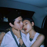 戴皇冠的伤感女生头像4