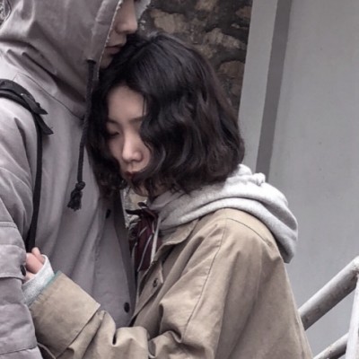 一个的头像换成黑白13