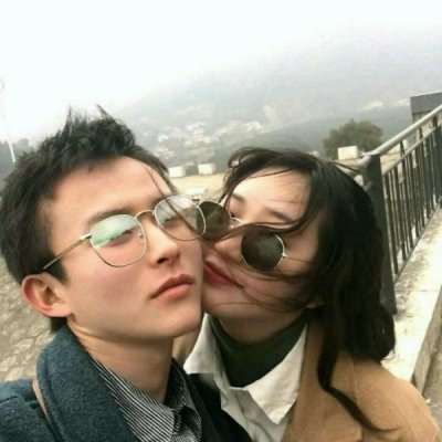 闺蜜头像黑头动漫1