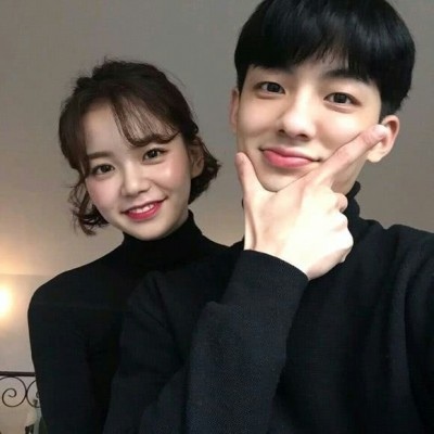 黑色的真人女头像5