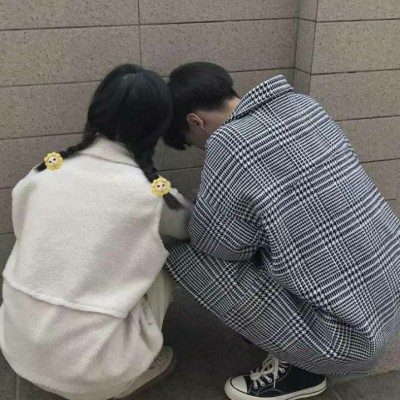 白色好看头像女5