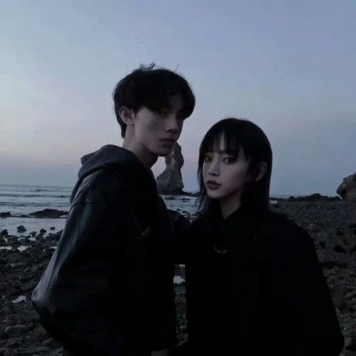 下雨绝望黑暗动漫男生单身的头像4