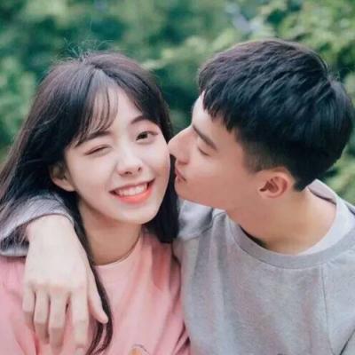 在水里的情侣头像照片8