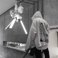 欧美头像马路上坐着的5