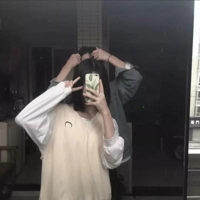 姐妹头像一对两张卡通5