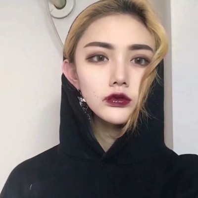 漂亮嘴唇唯美图片头像动漫版8