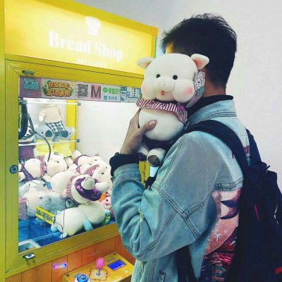女生个性头像短发黑白2
