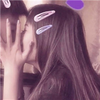 姐妹头像一左一右动漫无字8