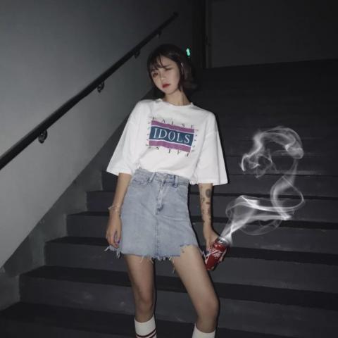 带字炫酷头像女生头像4