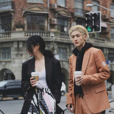 含有大全的非主流头像女4