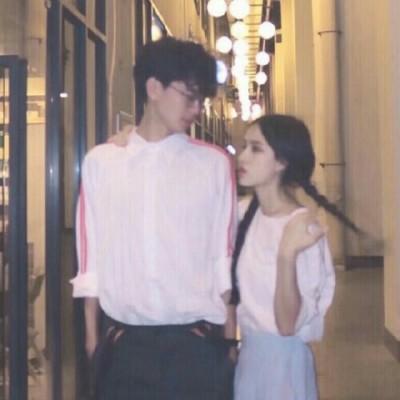 伤感头像女子6