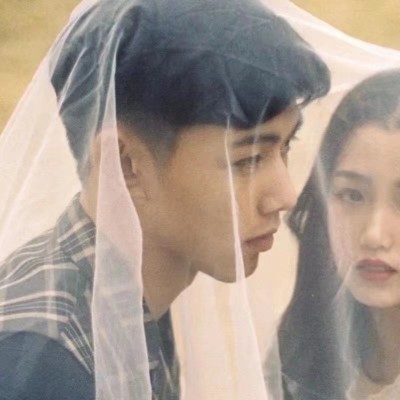 白色好看头像女1