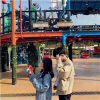 qq高清霸气头像女生背影10
