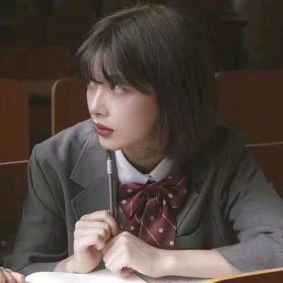 水墨头像女可爱搞怪10