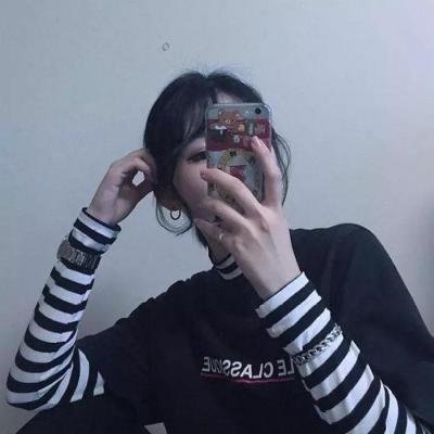 欧美帅气的微信头像1