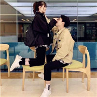 高一女孩好看头像俩张一样5
